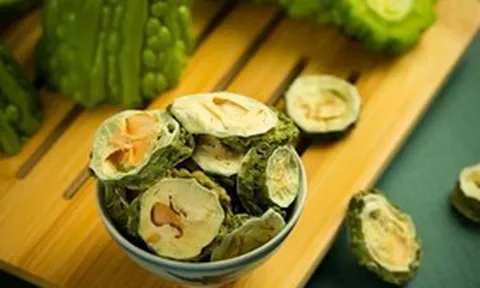 Loại quả "xấu xí" nhưng giàu vitamin, cứ ra chợ là thấy