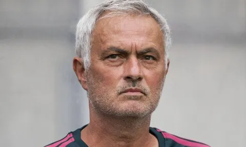 Mourinho phá kỷ lục chuyển nhượng