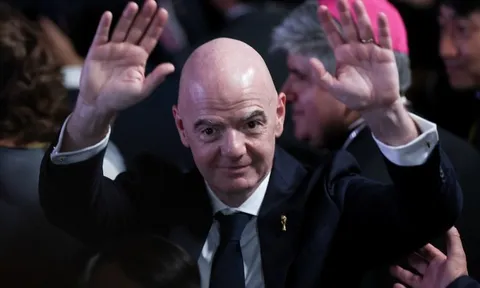 FIFA phải thay đổi
