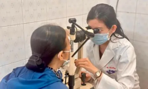 Ngành Y tế TP.HCM kiến nghị đi từng ngõ, gõ từng nhà, rà đối tượng khám sức khỏe