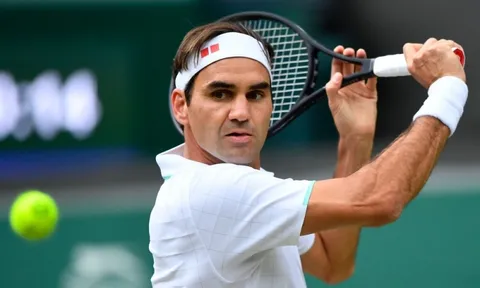 Federer rơi khỏi danh sách tỷ phú USD