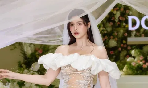 Trương Quỳnh Anh làm cô dâu
