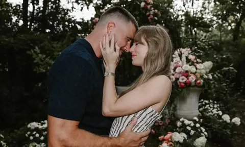 Travis Kelce lần đầu lên tiếng về 'đám cưới điên rồ' với Taylor Swift