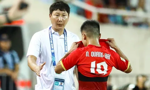 Sếp VFF bảo vệ Quang Hải