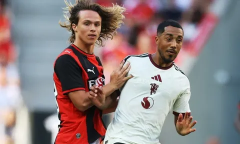 Milan bóc trần điểm yếu chưa được sửa của MU