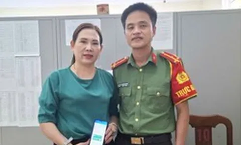 Nhận được 400 triệu với nội dung "TRAN NGOC TAN", chủ tài khoản lập tức báo công an