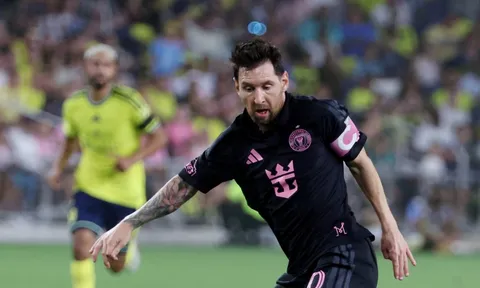 Messi đá hỏng 11 m trong thất bại 1-4 của Inter Miami