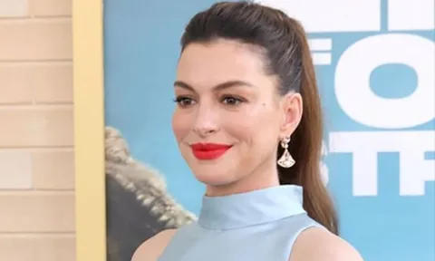 Anne Hathaway đáp trả tin đồn bụng bầu giả