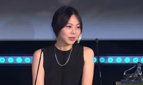Kim Min Hee bật khóc vì lý do xúc động