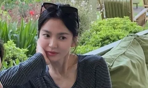 Song Hye Kyo nhắc người đặc biệt gắn bó 30 năm