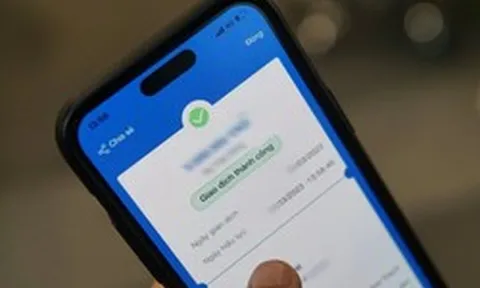 Từ hôm nay, ngân hàng có quyền từ chối thực hiện giao dịch nạp/chuyển tiền online với những khách hàng sau