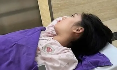 Cú sốc tuổi 30: Phát hiện phình mạch não từ cơn đau 'chịu một chút là qua'