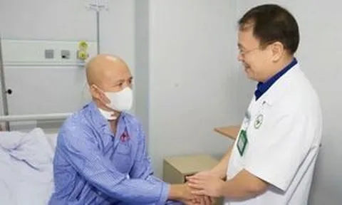 Đi 4 bệnh viện, bệnh nhân ung thư máu đón cơ hội sống mới sau ca ghép đặc biệt