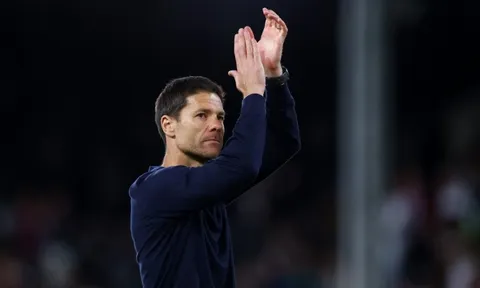 Điểm yếu có thể phá hỏng Chelsea của Xabi Alonso