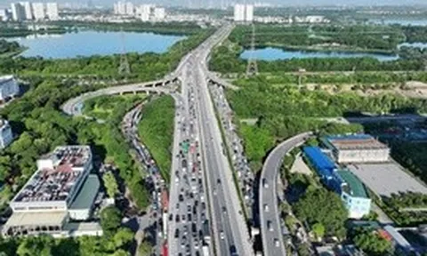 CSGT khuyến cáo người dân lựa chọn lộ trình, tránh ùn tắc dịp nghỉ lễ 2/9