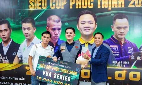 Bao Phương Vinh lập hat-trick danh hiệu