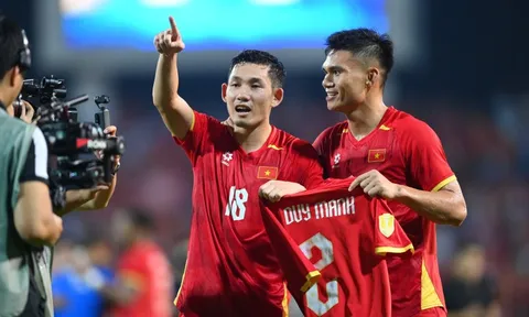 Chiều sâu phía sau nhà vô địch Đông Nam Á