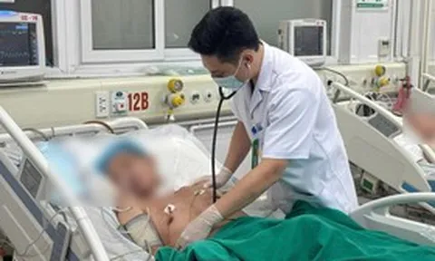Nam tài xế sốt cao rồi co giật, mất ý thức: Bác sĩ phát hiện thủ phạm đáng sợ