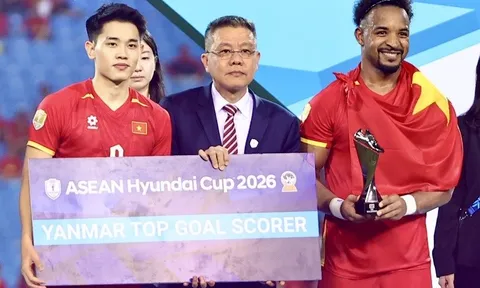 Cặp tiền đạo Việt Nam cùng lên ngôi Vua phá lưới ASEAN Cup