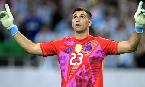 Chelsea chốt Martinez với giá 7,5 triệu bảng