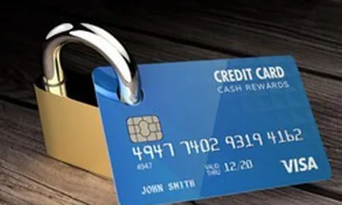 Ngân hàng thông báo phong toả tài khoản của cá nhân, đơn vị kinh doanh thuộc trường hợp này