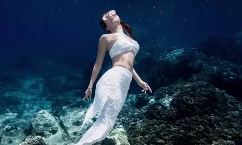 Diệp Lâm Anh gây sốt với tạo hình độc lạ giữa lòng đại dương