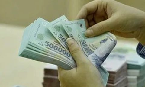 Mang 3 tỷ đồng gửi tiết kiệm, mua chứng chỉ tiền gửi ngân hàng thì mỗi tháng nhận được bao nhiêu tiền lãi?