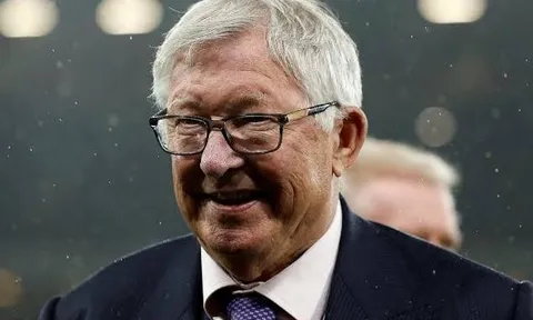 Hình ảnh đáng lo của Sir Alex Ferguson