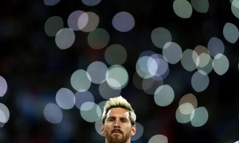 Thế giới truyền thông phản ứng ra sao khi Messi chia tay Argentina?