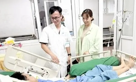 Nam sinh 17 tuổi ngừng tuần hoàn sau triệu chứng giống cảm cúm