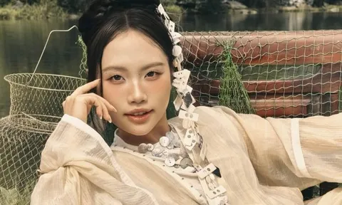 Phương Mỹ Chi khoe 'cơ ngơi tự xây'