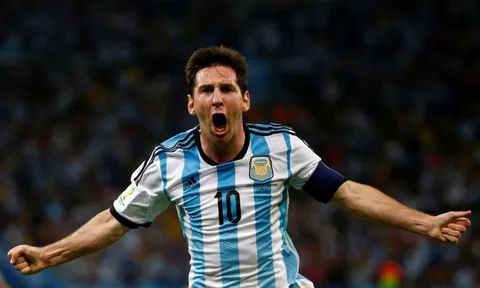 Vì sao cả Argentina yêu Messi đến vậy?