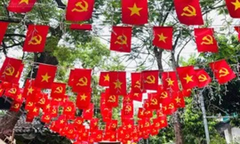 Quốc khánh 2/9: Về Lăng Bác, tiếp nối mạch nguồn lịch sử và tình yêu Tổ quốc