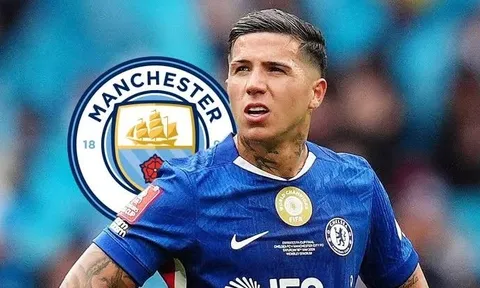 Nghịch lý của kỳ chuyển nhượng điên rồ nhất Premier League