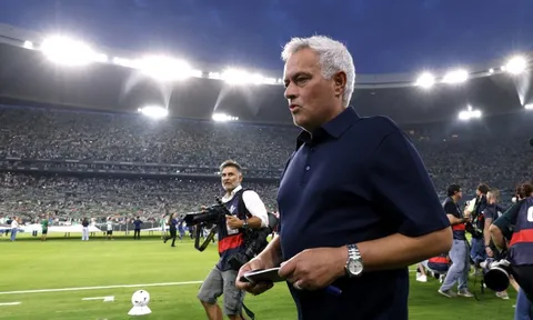 Mourinho nhìn thấy điểm yếu đầu tiên của Real Madrid