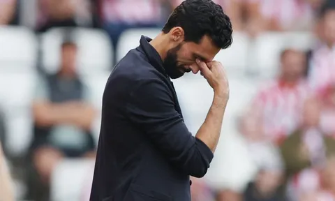 Khởi đầu ác mộng của Arbeloa tại Premier League