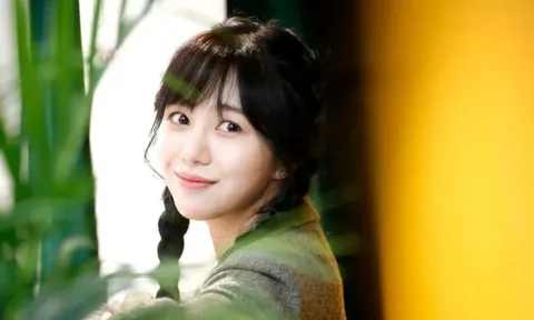 Kwon Mina (AOA) đăng đàn tố chị gái