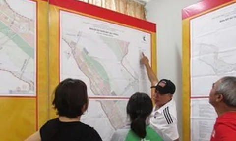 Người dân phường Hồng Hà góp ý kiến về điều chỉnh Quy hoạch phân khu đô thị sông Hồng
