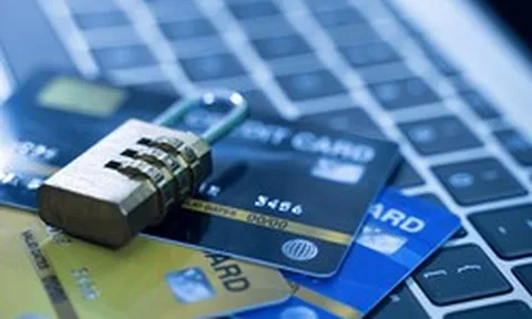 Không tìm thấy thẻ ngân hàng, có thể chủ động khóa thẻ thế nào?