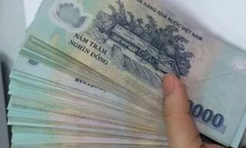 Công an cảnh báo: Nhiều người cao tuổi âm thầm tự đi gửi tiền hưởng lãi cao, đến khi đột ngột không rút được tiền về