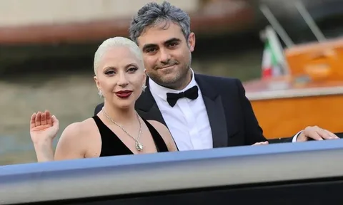 Lady Gaga đã bí mật kết hôn?