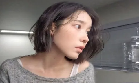 IU 'lột xác' hoàn toàn sau khi chia tay Lee Jong Suk
