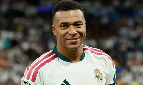 Vì sao Mbappe từ chối gia nhập MU?
