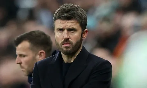 Lời cảnh báo sa thải dành cho Carrick