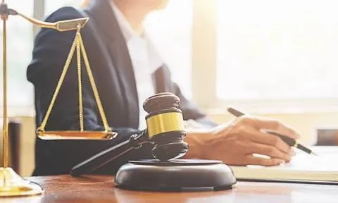 Đẩy nhanh tiến độ hoàn thiện 20 dự án luật, nghị quyết