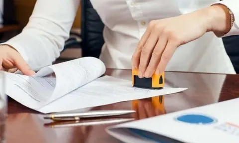 Công chứng nhà đất dự kiến sẽ không còn phụ thuộc địa giới hành chính