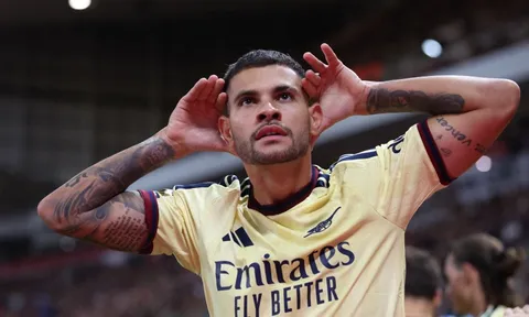 Bước ngoặt 121 giây giúp Arsenal nhọc nhằn vượt ải Sunderland