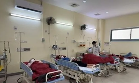 Thêm nhiều người nhập viện nghi do ngộ độc tập thể tại công ty dệt may ở Huế
