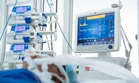 Sức khỏe 5 nạn nhân vụ cháy nhà trong hẻm ở TP.HCM hiện ra sao?