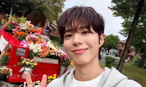Park Bo Gum tăng 11 ký